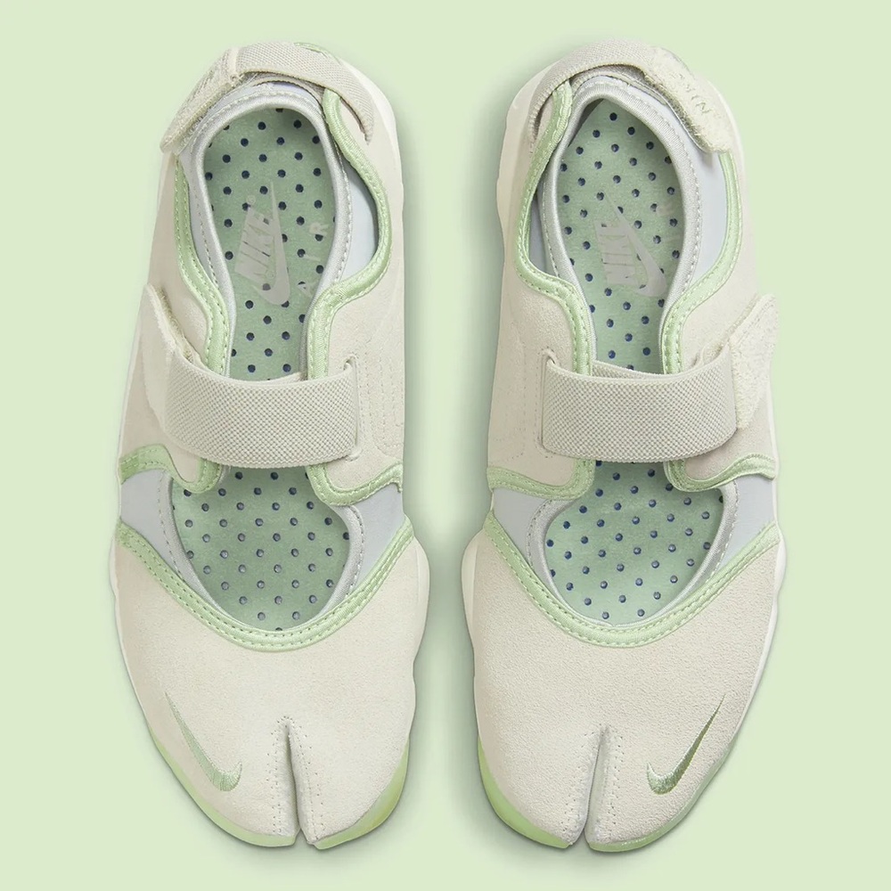 Nike Air Rift in Bone Honey Dew